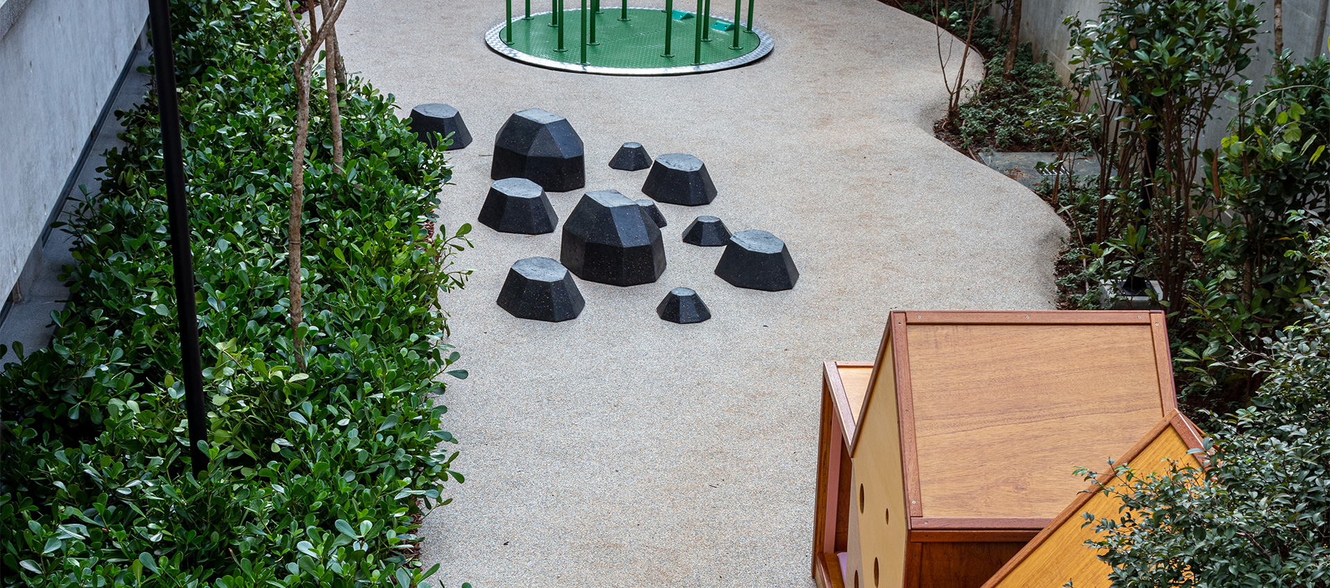 <p>PLAYGROUND</p>
